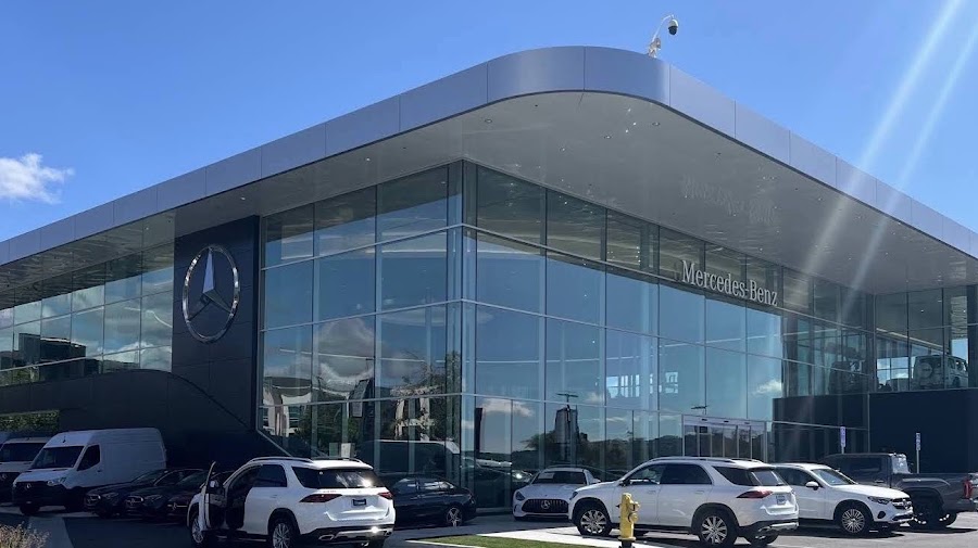 Mercedes-Benz of Escondido | Sales Showroom photo 1